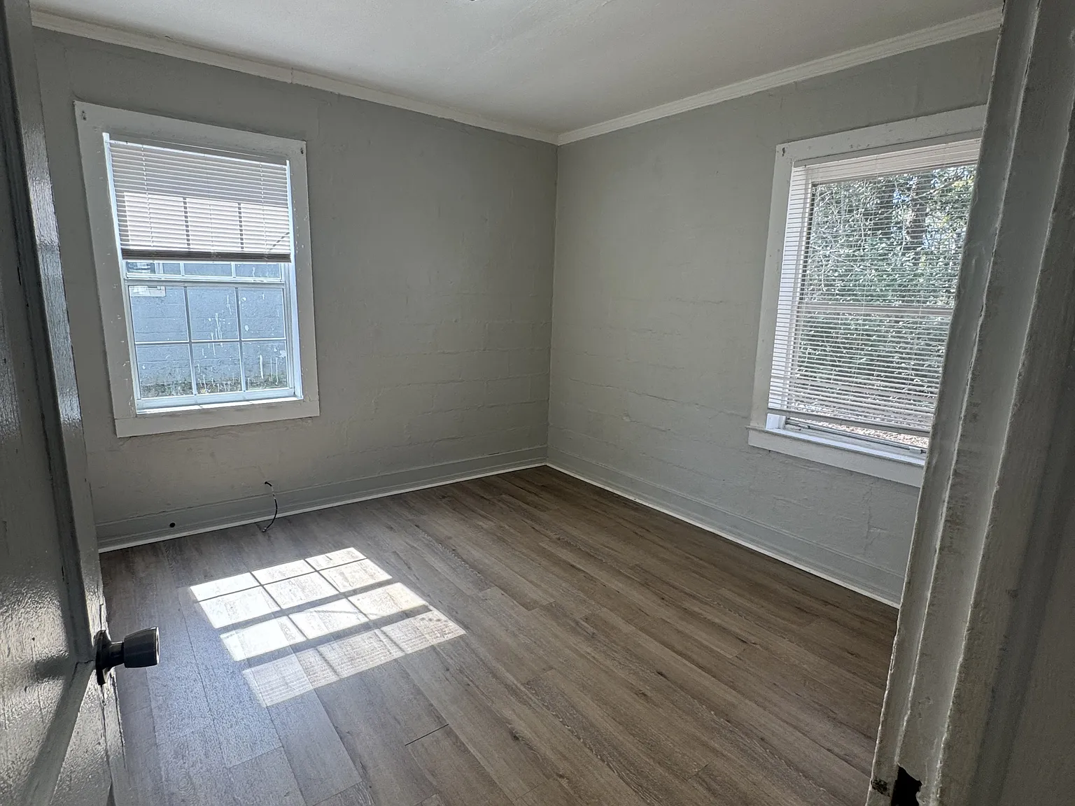 1004 Duke Street - 1 — Photo 2