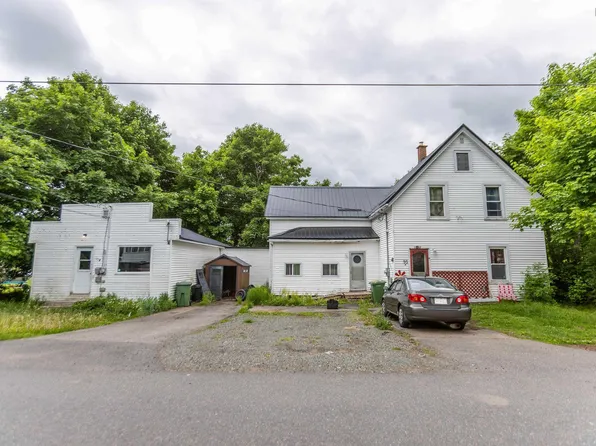 95 Church St, Springhill, NS B0M 1X0
