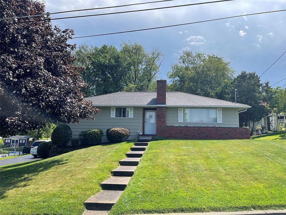 1st image of 7 Cooper Dr