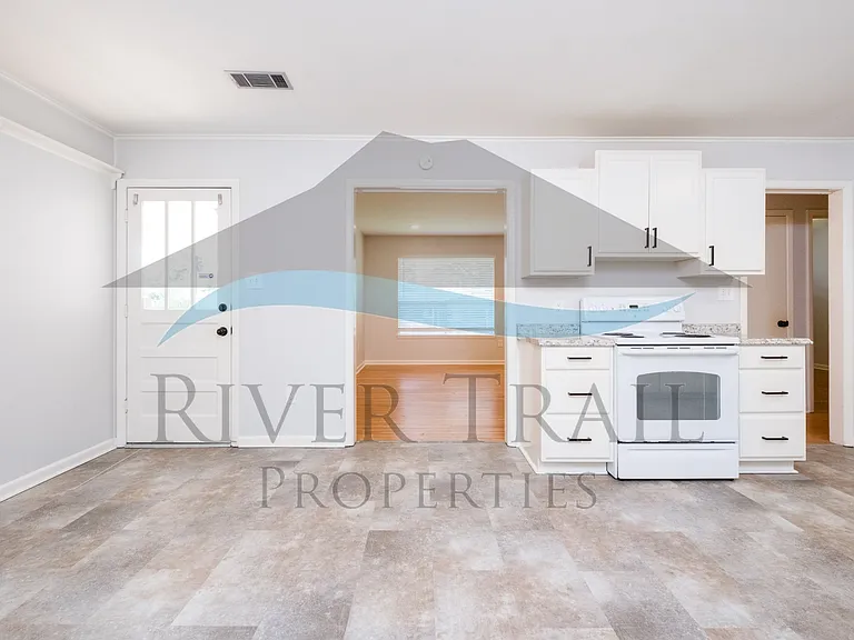 10202 Ronald Dr — Photo 13
