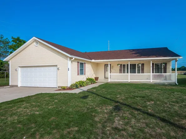 12 Walnut St, Mount Sterling, OH 43143