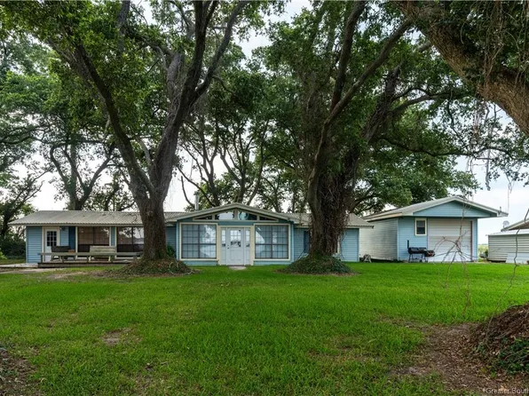 6613 Morgan Shores Rd, Lake Arthur, LA 70549