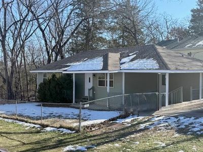 270 Beard Avenue, Hollister, MO, 65672