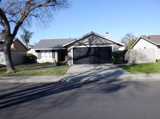 1433 Entrada Way, Modesto, CA 95355