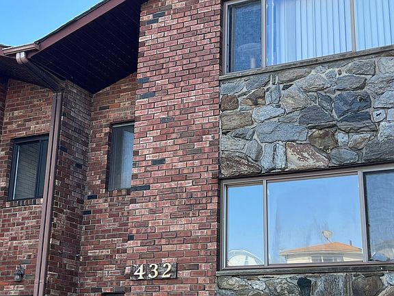 2nd image of 432 Travis Ave Floor 1