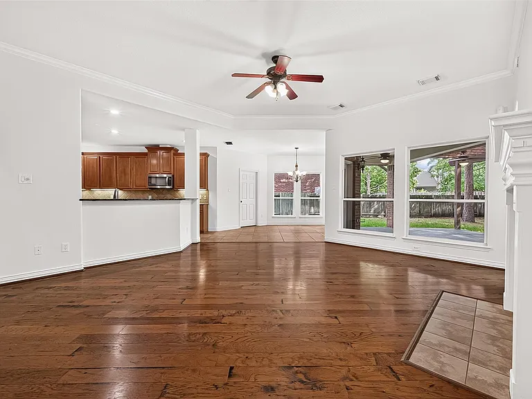 18 Petal Park Pl — Photo 11