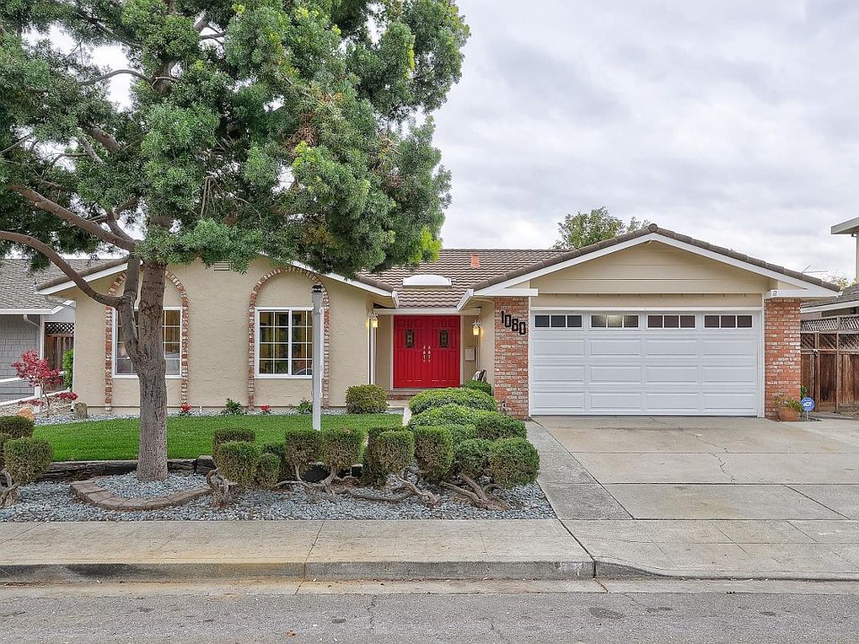 1st image of 1080 Clematis Dr