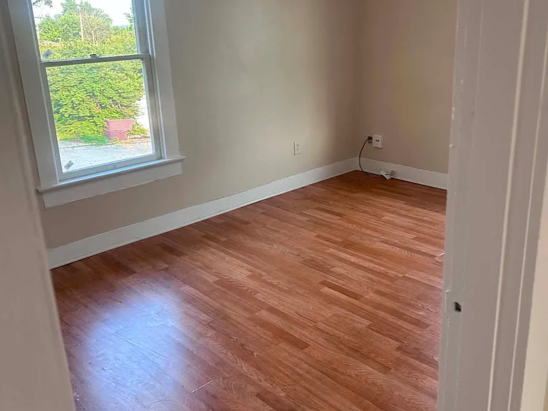 2218 Catalpa Dr #2 — Photo 7