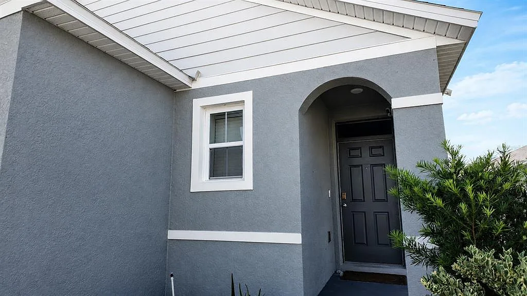 3 bed, 2.0 bath, 1529 sqft, $2,100 — Photo 4