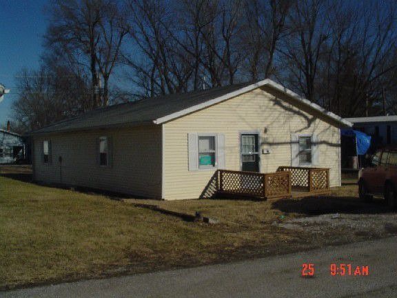 1st image of 710 W Link St