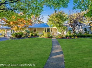 15 Fieldstone Ln, Ocean, NJ 07712