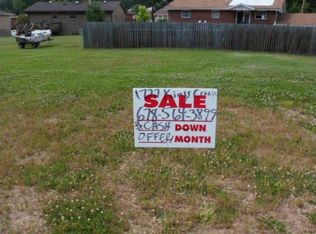 1727 Kings Creek Rd, Weirton, WV 26062