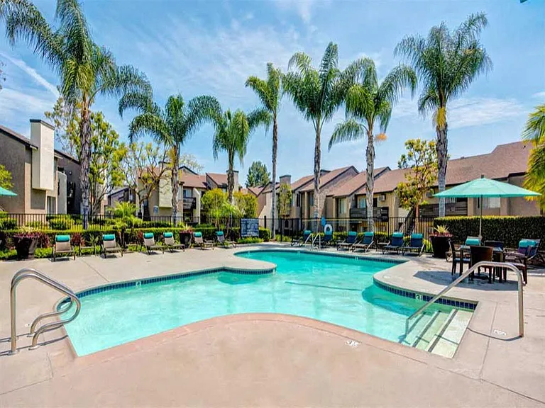 Sofi Laguna Hills — Photo 7