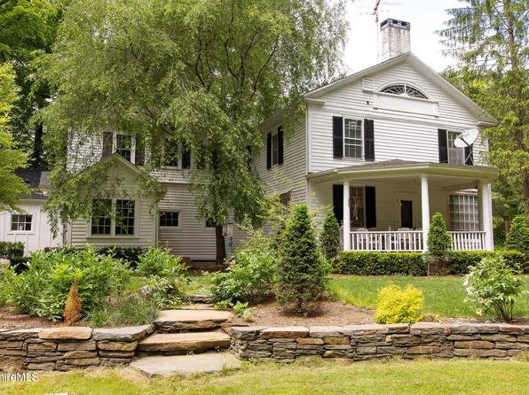 221 Egremont Plain Rd, South Egremont, MA 01258