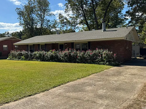 714 Avondale Rd Photo 1
