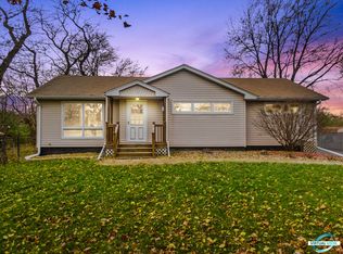 2N166 Iowa Ave, Villa Park, IL 60181