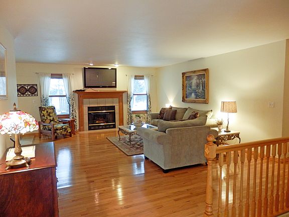 5th image of 3141 Woodland Reserve Ln