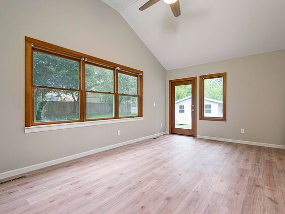 5th image of 5544 S Honeysuckle Lane