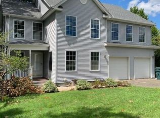 60 Dorrance Pl, Hamden, CT 06518