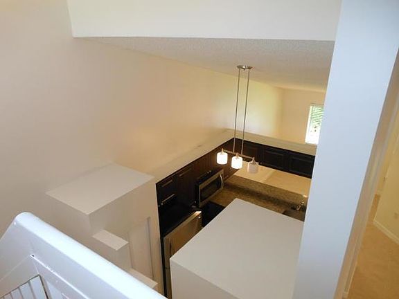4th image of 5202 Glenmoor Dr