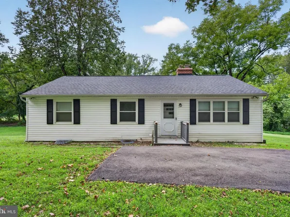 16 Balfred Ave, Baltimore, MD 21228