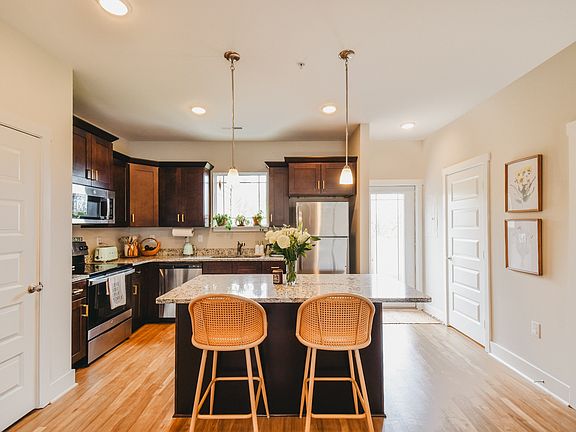2nd image of 1063 Wells Way