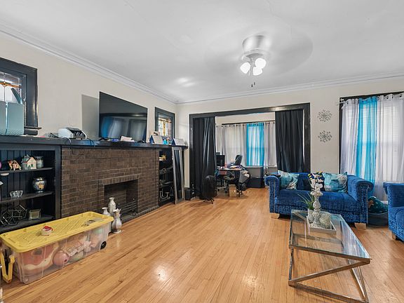 3rd image of 5436 W Jackson Blvd