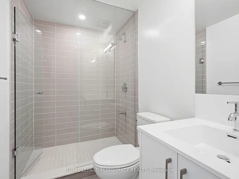 4010 Eglinton Ave W #712 — Photo 5