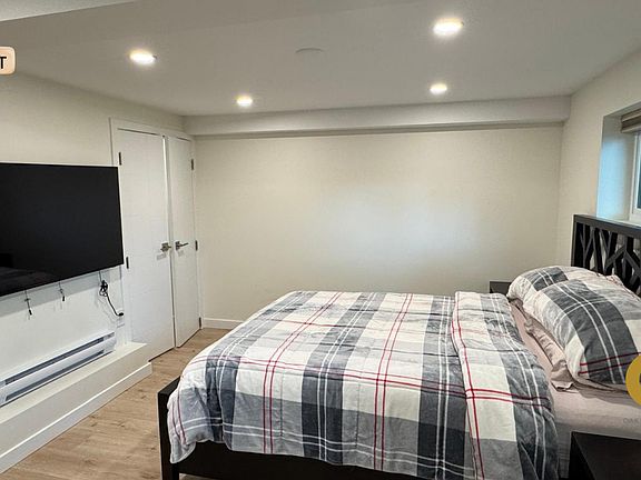 5th image of 3889 Dalkeith Dr