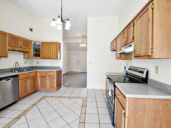 5th image of 5716 Kentwood Dr
