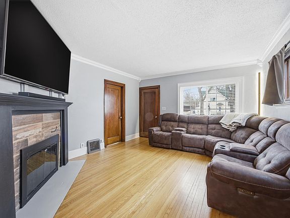 5th image of 519 14th St S