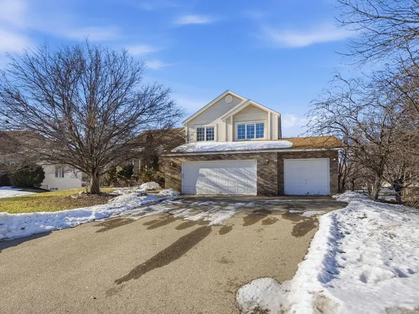 16657 Hutchinson Dr, Lakeville, MN 55044