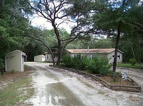 1st image of 200 N Grand Ave