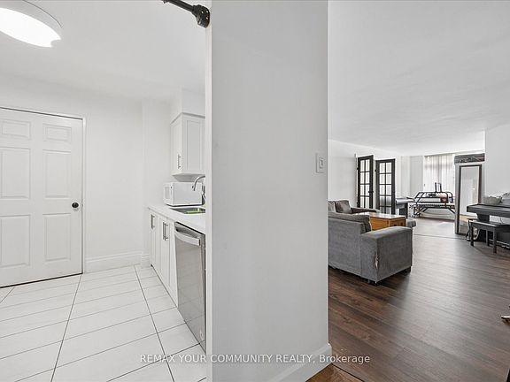 3rd image of 70 Mill St #706