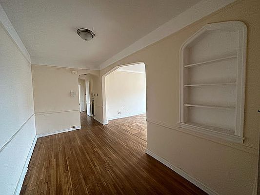 1st image of 2320 Kings Hwy #2F