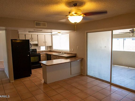 5th image of 5431 W SIERRA Street