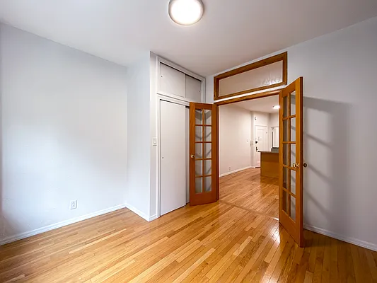 Rented by Compass | media 2
