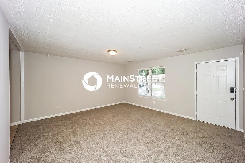 1328 Labelle St — Photo 3
