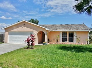 892 Wasena Ave, Sebastian, FL 32958