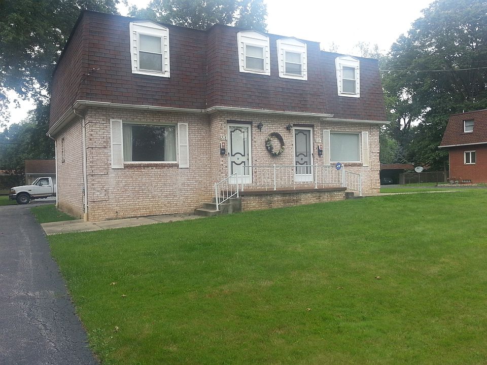 1st image of 218 1/2 Trumbull Ave