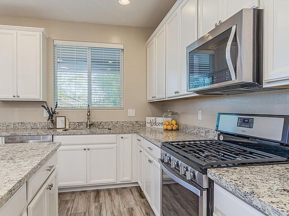 4th image of 20657 W Briarwood Dr