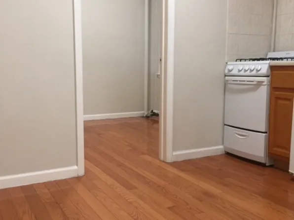 210 Thompson St APT 3EN, New York, NY 10012