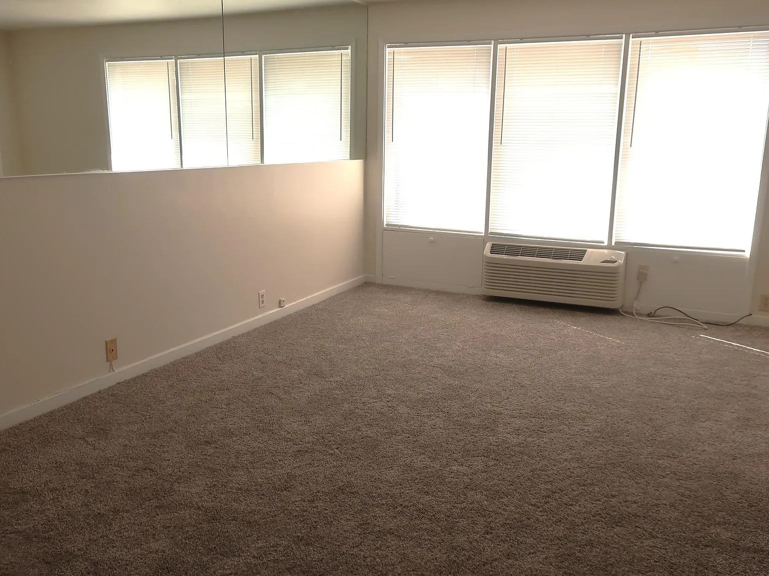 2 bed, 703 sqft, $1,550 — Photo 3