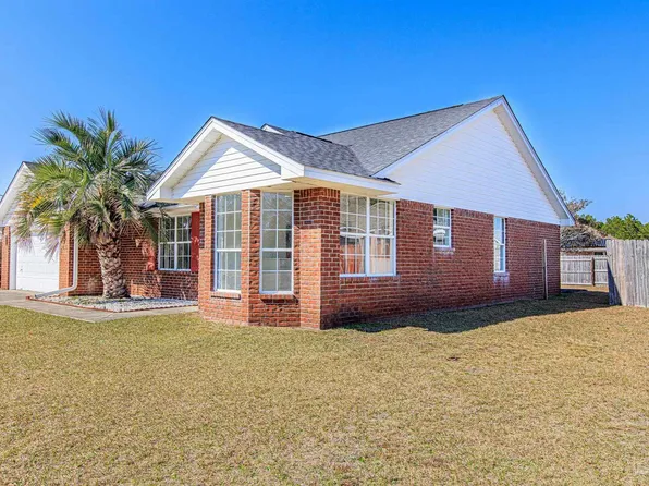 5076 Cassia Dr, Pensacola, FL 32506