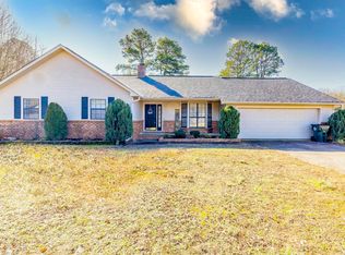 1418 Shady Grove Rd, Hot Springs, AR 71901