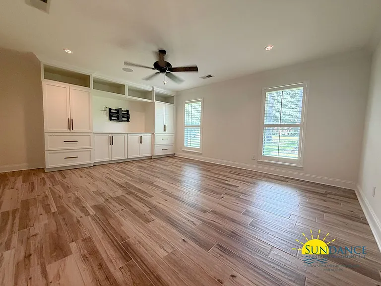 224 Yacht Club Dr NE — Photo 7