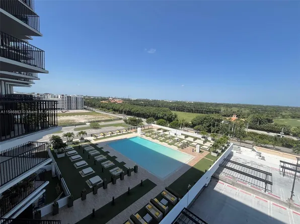 5252 NW 85th Ave APT 810, Doral, FL 33166