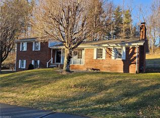 161 Deer St, Boone, NC 28607