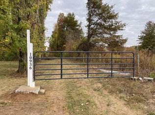 10936 Dennis Rd, Lockbourne, OH 43137