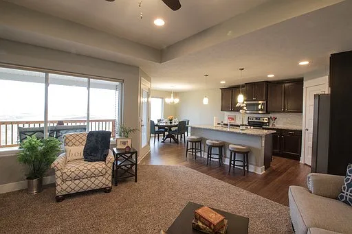 Luxury town homes — Photo 2